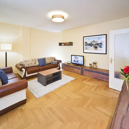 Youth - Ku'damm Appartement