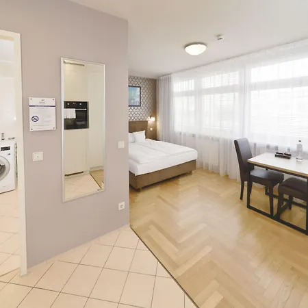 Youth - Ku'damm Appartement