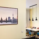 Youth - Ku'damm Apartment
