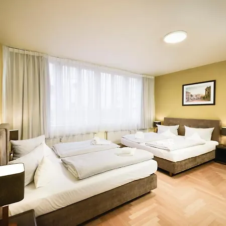 Apartment Youth - Ku'damm *