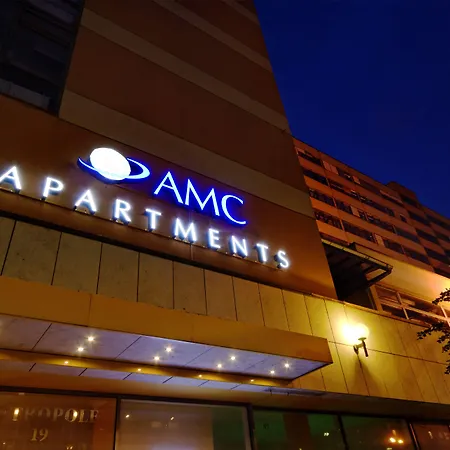 Youth - Ku'damm * Berlin