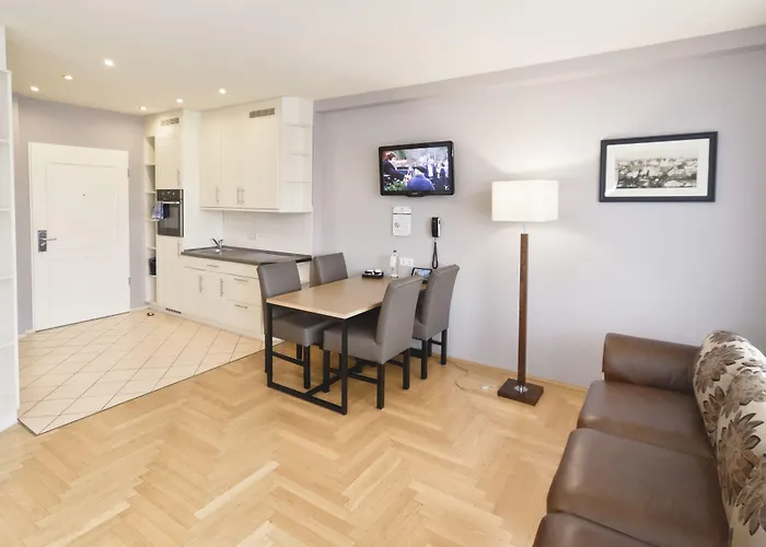 Youth - Ku'damm 베를린