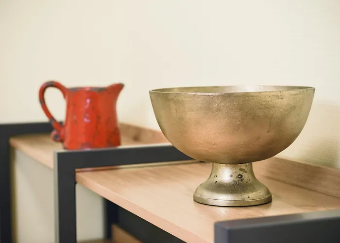 아파트 Youth - Ku'damm