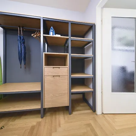 Апартаменты Youth - Ku'damm