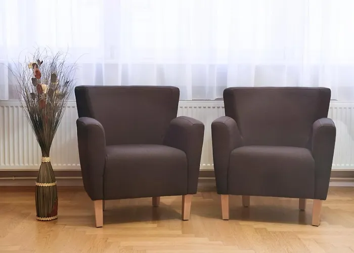 Youth - Ku'damm * Berlin