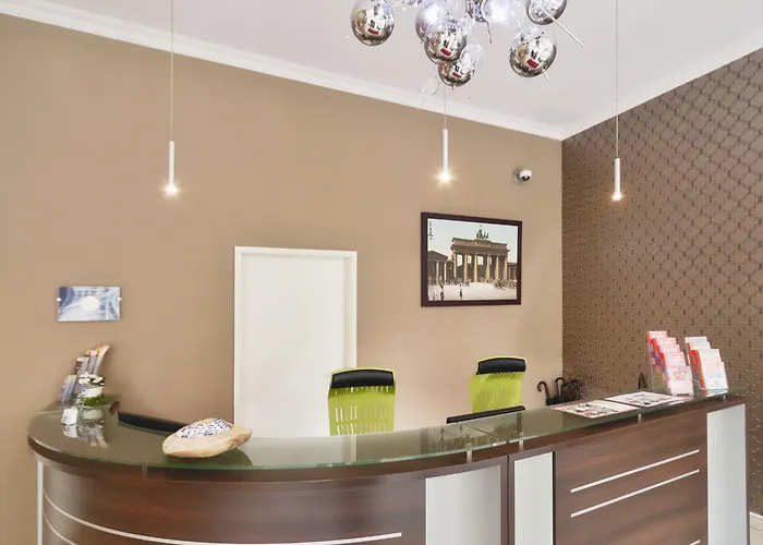 Youth - Ku'damm * Berlin