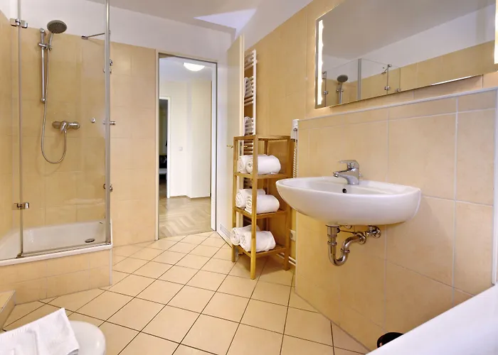 Youth - Ku'damm Apartament *